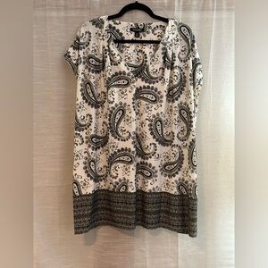 Roz & Ali Black and White Paisley Blouse